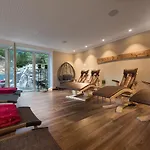 Hotel Bayern - Adults Only - Mit Zugspitzblick - Eibsee-naehe - Wellnessbereich - Naturpool Im Sommer 4*