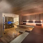 Bayern - Adults Only - Mit Zugspitzblick - Eibsee-naehe - Wellnessbereich - Naturpool Im Sommer Hotel Grainau