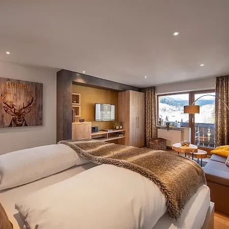 Bayern - Adults Only - Mit Zugspitzblick - Eibsee-naehe - Wellnessbereich - Naturpool Im Sommer Hotell 4*