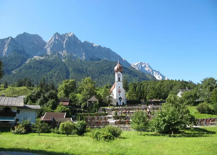 Bayern - Adults Only - Mit Zugspitzblick - Eibsee-naehe - Wellnessbereich - Naturpool Im Sommer 4* Grainau