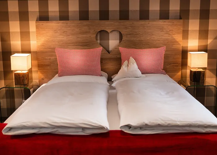 Bayern - Adults Only - Mit Zugspitzblick - Eibsee-naehe - Wellnessbereich - Naturpool Im Sommer Hotel Grainau