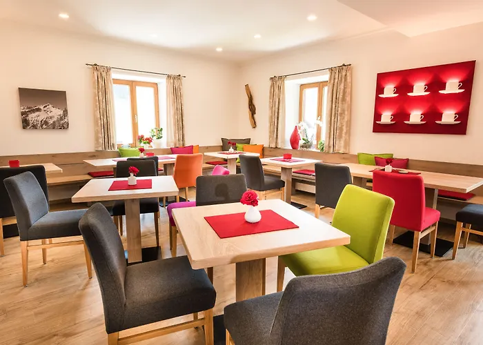 Hotel Bayern - Adults Only - Mit Zugspitzblick - Eibsee-naehe - Wellnessbereich - Naturpool Im Sommer 4*