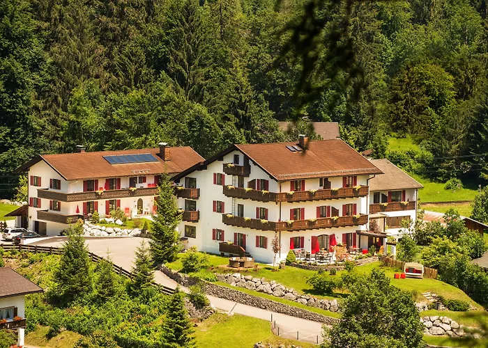 Bayern - Adults Only - Mit Zugspitzblick - Eibsee-naehe - Wellnessbereich - Naturpool Im Sommer 4* Grainau