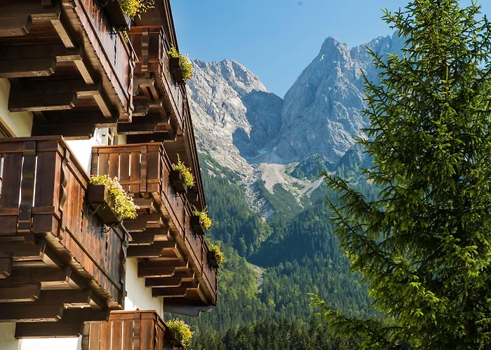 Bayern - Adults Only - Mit Zugspitzblick - Eibsee-naehe - Wellnessbereich - Naturpool Im Sommer