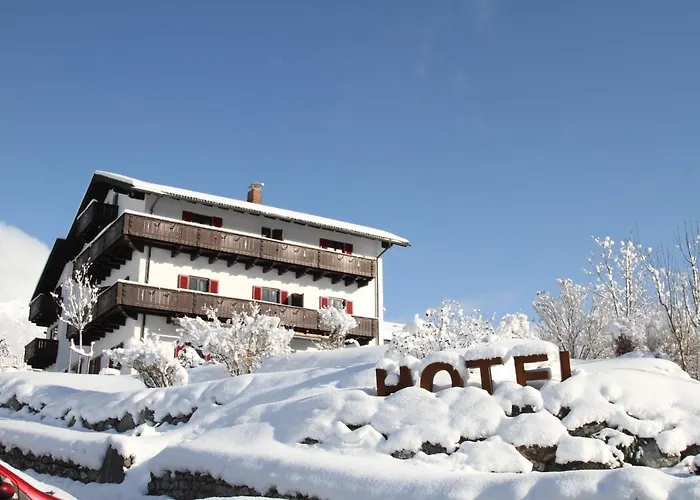 Hotel Bayern - Adults Only - Mit Zugspitzblick - Eibsee-naehe - Wellnessbereich - Naturpool Im Sommer Grainau
