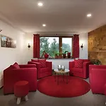 Hotel Bayern - Adults Only - Mit Zugspitzblick - Eibsee-naehe - Wellnessbereich - Naturpool Im Sommer Grainau