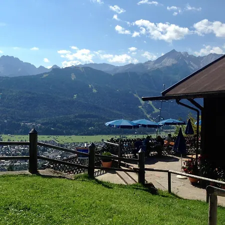 Hotel Bayern - Adults Only - Mit Zugspitzblick - Eibsee-naehe - Wellnessbereich - Naturpool Im Sommer