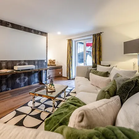 Hotel Bayern - Adults Only - Mit Zugspitzblick - Eibsee-naehe - Wellnessbereich - Naturpool Im Sommer