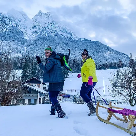 Hotel Bayern - Adults Only - Mit Zugspitzblick - Eibsee-naehe - Wellnessbereich - Naturpool Im Sommer 4*