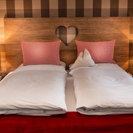 Bayern - Adults Only - Mit Zugspitzblick - Eibsee-naehe - Wellnessbereich - Naturpool Im Sommer 酒店 格赖瑙