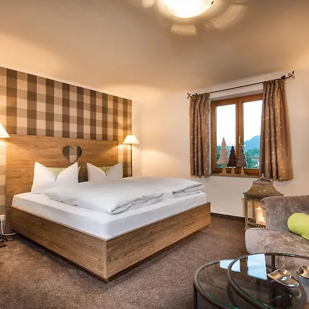 Bayern - Adults Only - Mit Zugspitzblick - Eibsee-naehe - Wellnessbereich - Naturpool Im Sommer מלון 4*