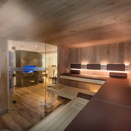 Bayern - Adults Only - Mit Zugspitzblick - Eibsee-naehe - Wellnessbereich - Naturpool Im Sommer 酒店 格赖瑙