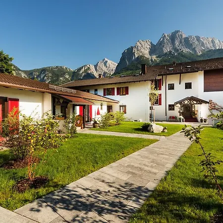 Bayern - Adults Only - Mit Zugspitzblick - Eibsee-naehe - Wellnessbereich - Naturpool Im Sommer 4* Grainau