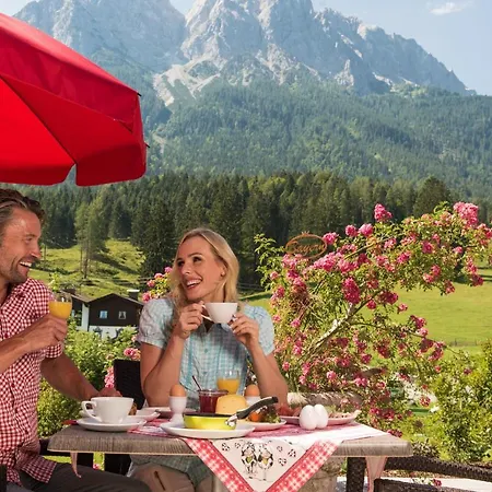 Bayern - Adults Only - Mit Zugspitzblick - Eibsee-naehe - Wellnessbereich - Naturpool Im Sommer