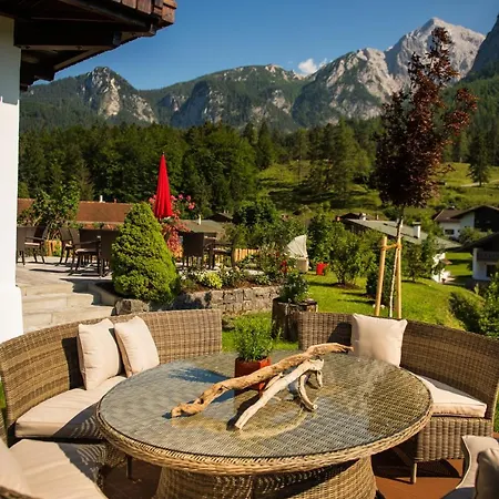 Bayern - Adults Only - Mit Zugspitzblick - Eibsee-naehe - Wellnessbereich - Naturpool Im Sommer 4*